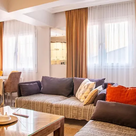 Cozy Seaside Retreat W Sea View In קוסדסי